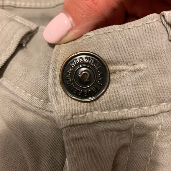 TRUE RELIGION PANTS - Picture 7 of 8